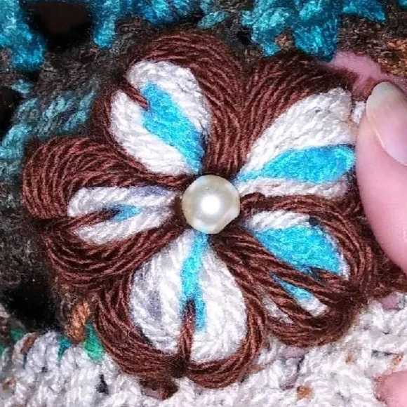 Crocheted Multi-way Poncho Wrap Scarf OOAK! - Picture 9 of 15